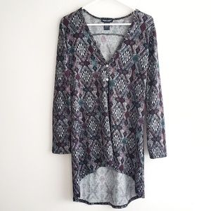 About A Girl Sweaters - 3 For $15 Aztec Print Knit High Low Tunic Cardigan About A Girl Sweaters - 3 For $15 Aztec Print Knit High Low Tunic Cardigan